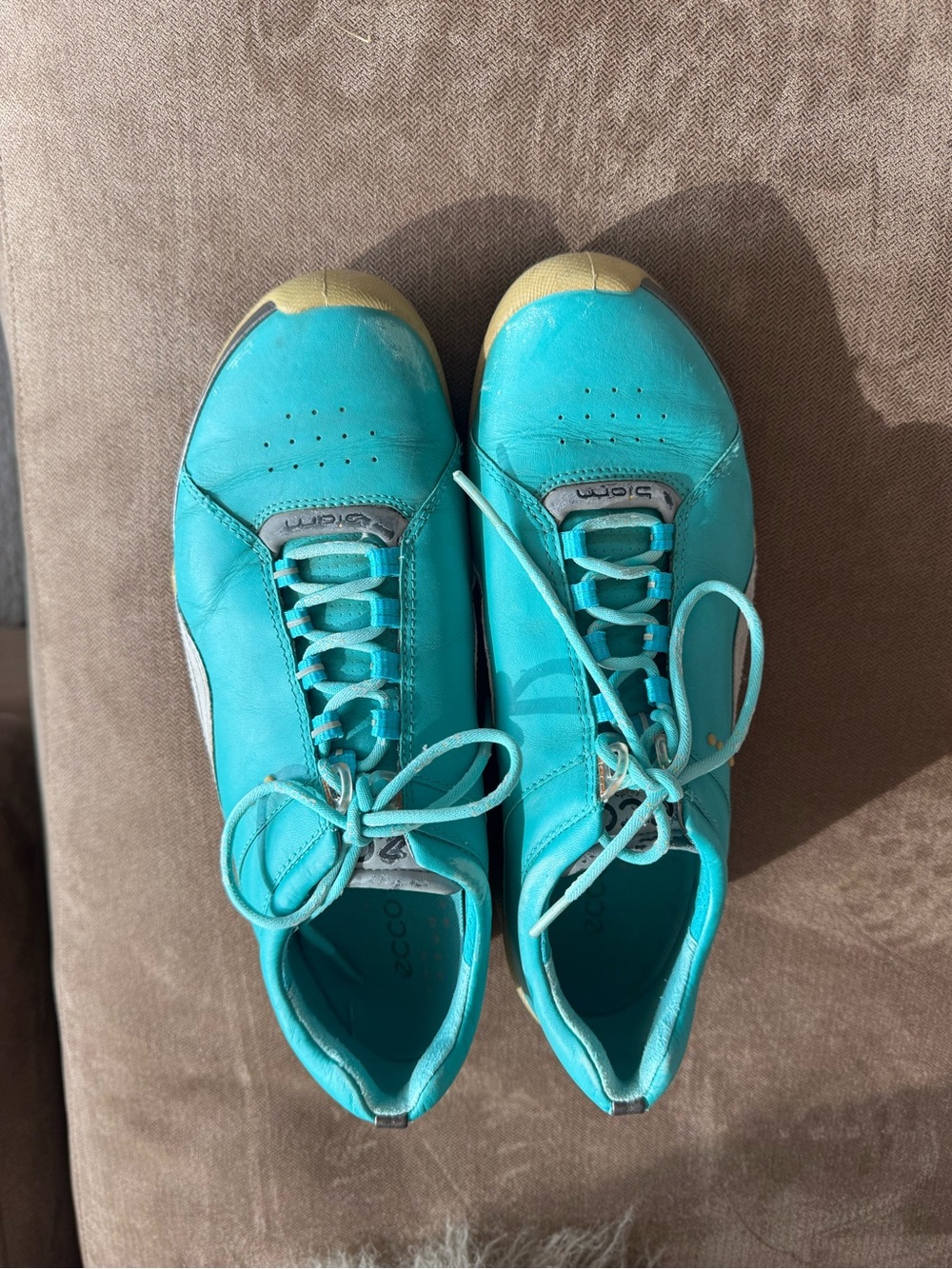 ECCO Aquamarine Women's Golf Shoes, Size 39.